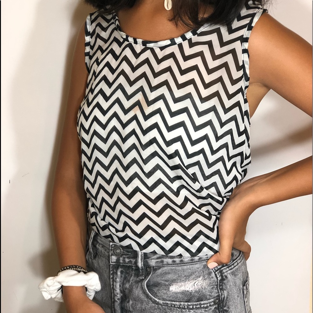 Women’s striped pattern breathable blouse